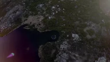 Ученые разгадали тайну "адской дыры" посреди озера
