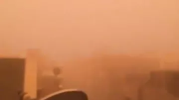Сильная песчаная буря обрушилась на Египет