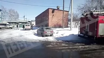 Видео с места пожара на трикотажной фабрике в Ульяновске