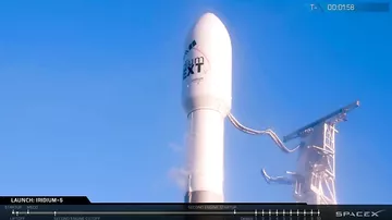 SpaceX успешно вывела на орбиту десять спутников