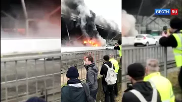 Пожар в лондонском аэропорту привел к массовой отмене рейсов