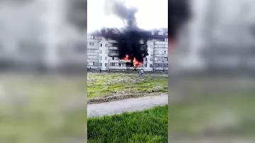 В Алматы охватило огнем пятиэтажный жилой дом