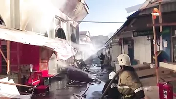 В центре Нальчика на рынке произошел крупный пожар