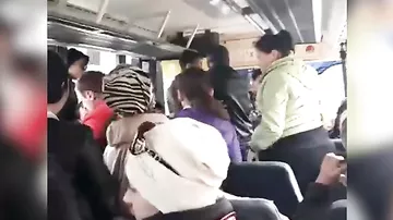 В казахском Костанае пассажиры автобуса чуть не линчевали карманника