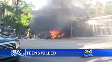 Два подростка сгорели заживо в Tesla после аварии в США