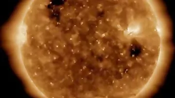 NASA обнаружило корональную дыру на Солнце