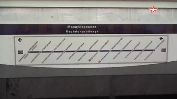 В метро Санкт-Петербурга устроили футбольный матч