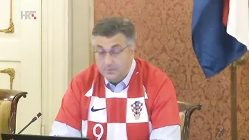 Правительство Хорватии провело заседание в футболках сборной