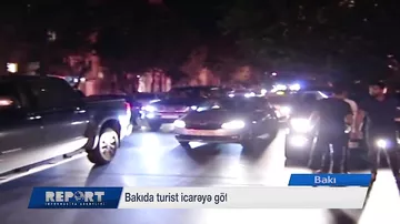 В Баку турист устроил аварию