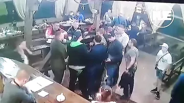 Убийство отмечавшего в баре свое освобождение авторитета попало на видео