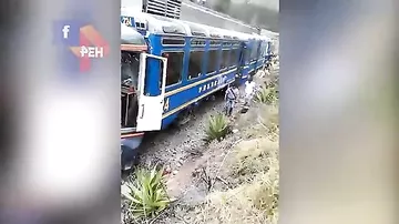 Более 20 человек пострадали в результате столкновения двух поездов в Перу