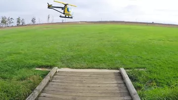 Игрушечный вертолёт из Lego заставили полететь