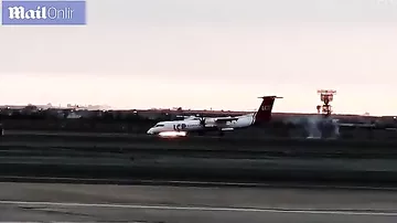Жесткая посадка самолета без шасси попала на камеры