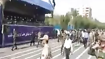 Взрыв на военном парада в Иране - несколько погибших