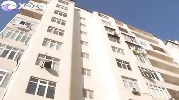 Страшные кадры падения лифта на уборщицу в Баку