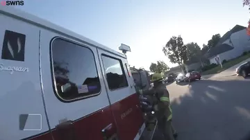 С помощью поддельного возгорания пожарный сделал своей девушке предложение