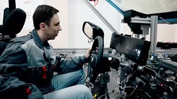 Процесс создания президентского лимузина Aurus показали на видео