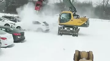 Самый быстрый способ очистить автомобиль от снега