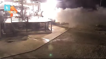 Илон Маск показал на видео "горячие" испытания двигателя межпланетного корабля Starship