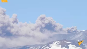 Пробуждение самого большого в Европе действующего вулкана сняли на камеры