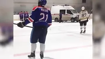 Хоккеист умер во время матча в России