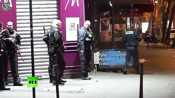 Взрыв петарды спровоцировал панику на улицах Парижа