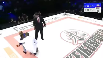 Борец джиу-джитсу напал на зрителей в ходе поединка в Бразилии