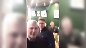 “Çelsi” fanatları Salahı terrorçu adlandırdı