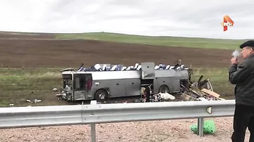 Автобус с пассажирами перевернулся в Казахстане: 11 погибших