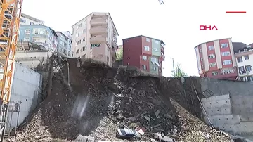 В Стамбуле рухнул четырехэтажный дом