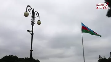 Gerbimizdəki təsvirlər nəyi ifadə edir