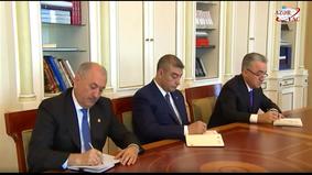 Президент Ильхам Алиев принял новоназначенных глав исполнительной власти города Ширван, Зардабского района, Сураханского, Ясамальского, Хатаинского районов Баку
