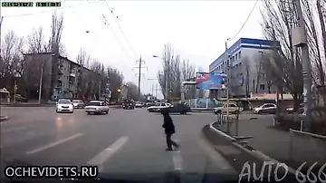 Везучие пешеходы