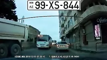 Dar yolda "protiv" gedib təhlükə yaradan daha bir avtobus sürücüsü