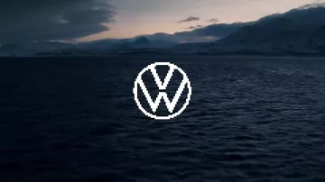 Volkswagen özünün yeni avtomobilini İsveçin qarlarında gizlətdi