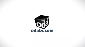 Fransalı aparıcıdan canlı yayım skandalı