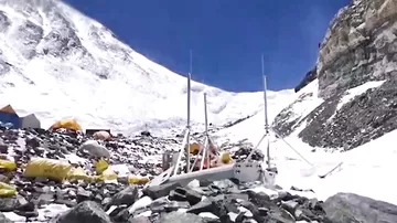 Huawei Everest zirvəsində 5G antenaları yerləşdirdi
