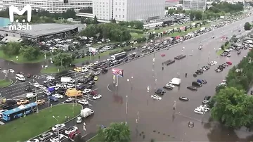 Москву затопило после ливня