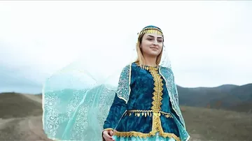 YAP Gəncə şəhər təşkilatı Gənclər Birliyindən Bayraq günü ilə bağlı maraqlı videoçarx