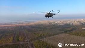 Вертолеты Ми-8 и Ми-24 защищают с воздуха отряды российских миротворцев в Карабахе