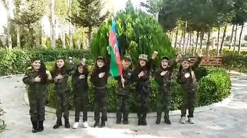 Как дети Азербайджана поддерживают армию и любят своих героев 8